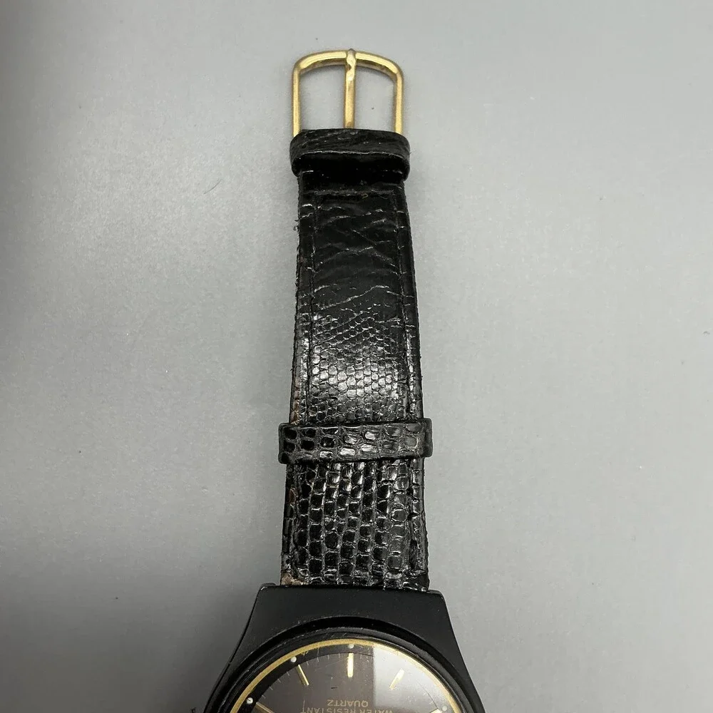 Vintage Lorus V143-7040 Mens Watch 33mm Black Dial Leather Day Date New Battery